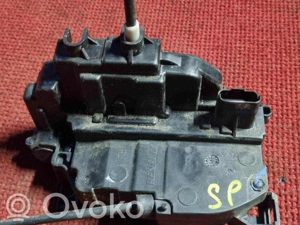 Renault Modus Front door lock 