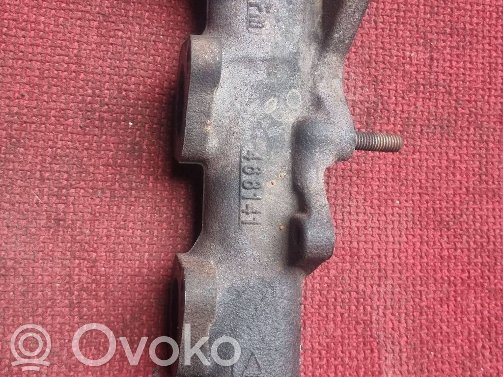 Renault Megane II Exhaust manifold 