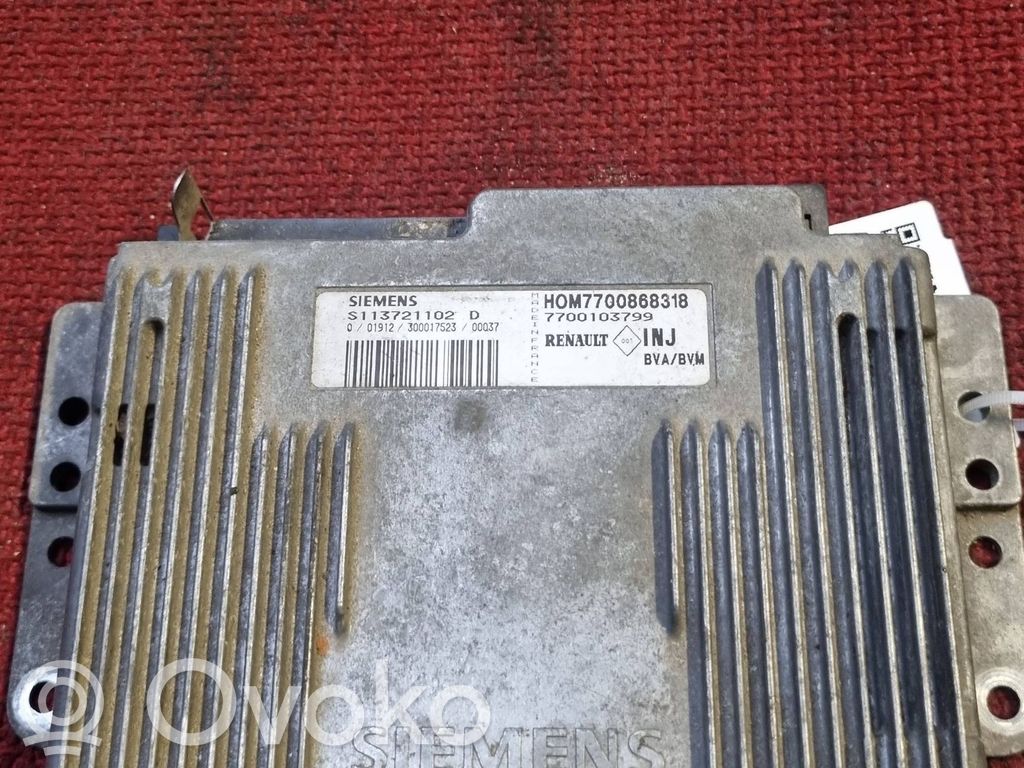 Renault Safrane Engine control unit/module 