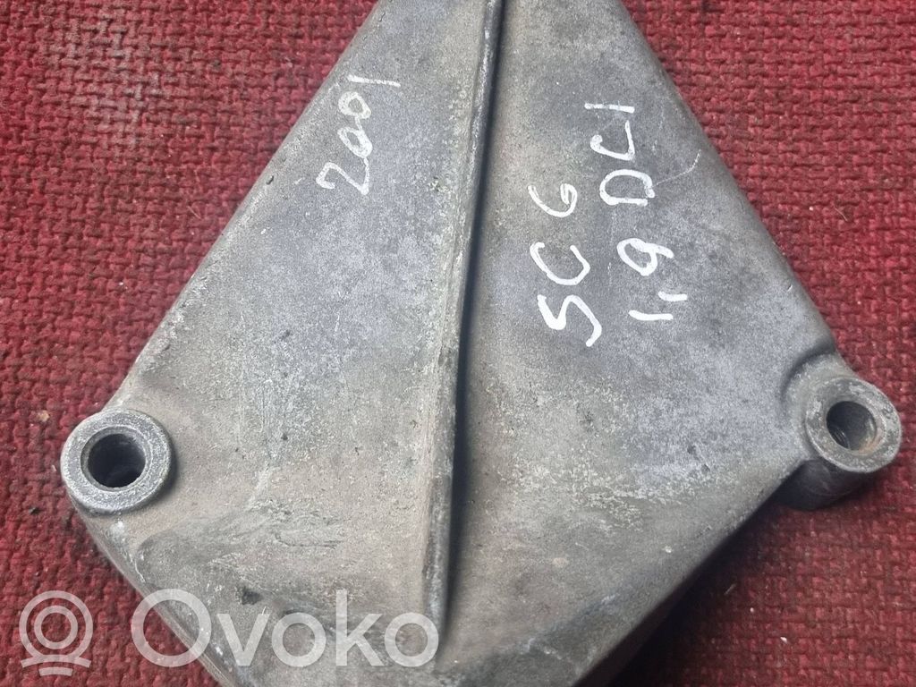 Renault Scenic I Gearbox mounting bracket 