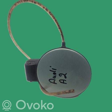 Polttoainesäiliön korkki   8Z0809905