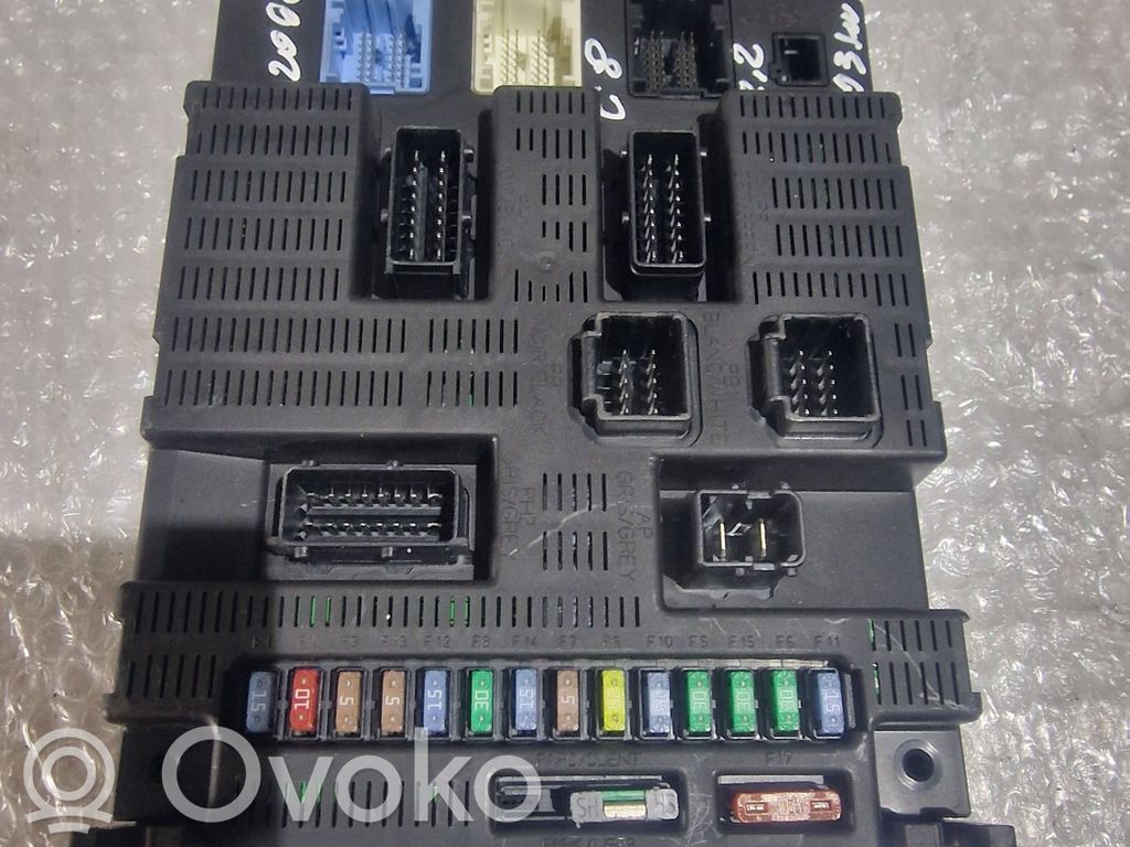 Citroen C8 Fuse module 