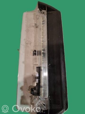 Citroen C5 Third/center stoplight 