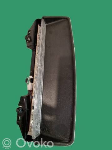 Jaguar X-Type Third/center stoplight 