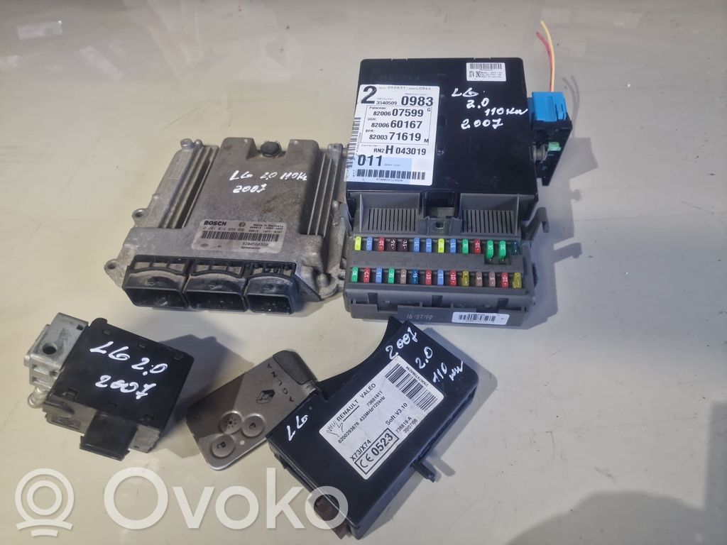 Renault Laguna II Engine ECU kit and lock set 