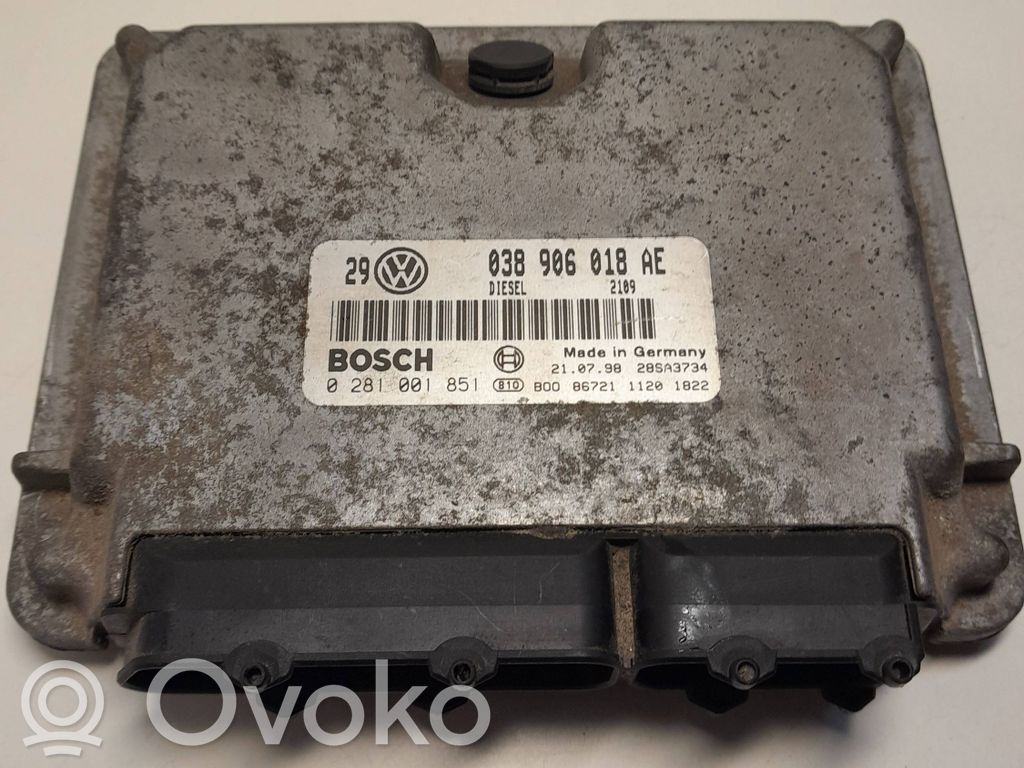 Volkswagen Golf IV Engine control unit/module 