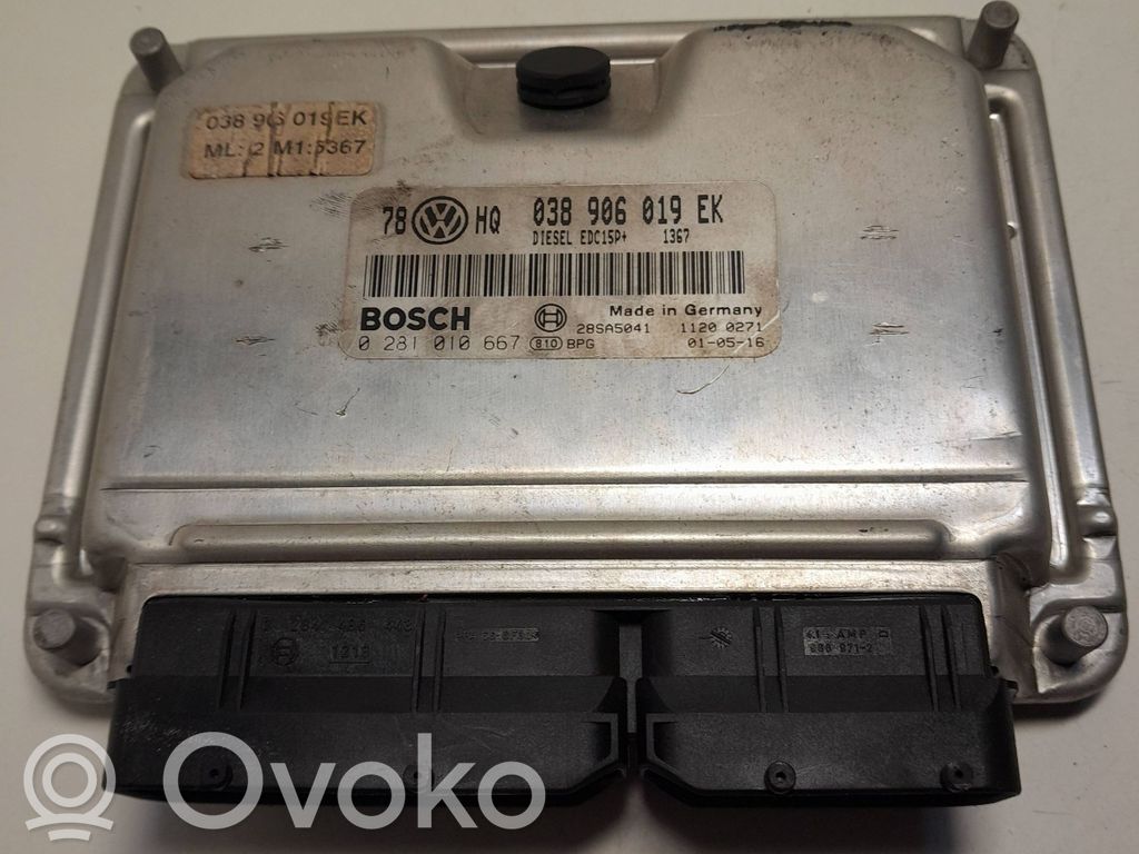 Volkswagen PASSAT B5.5 Engine control unit/module 