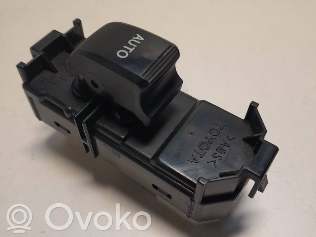 Toyota Avensis Verso Electric window control switch 