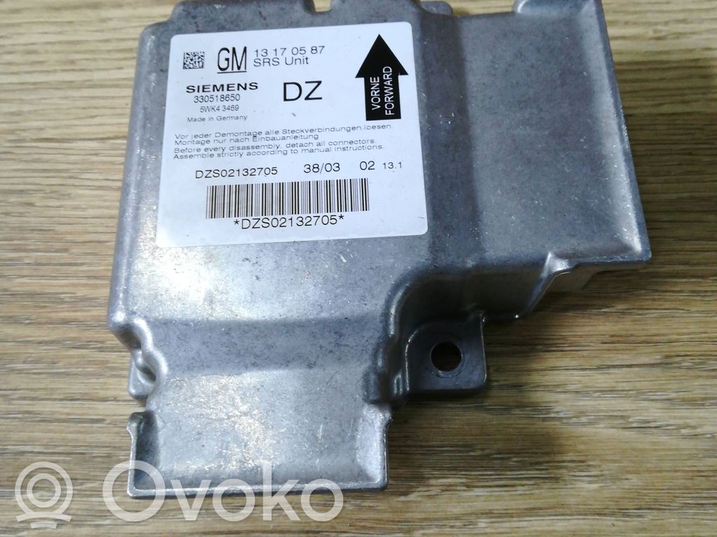 Opel Vectra C Airbag control unit/module 