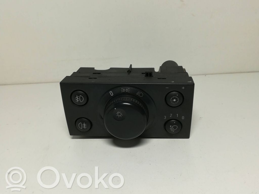 Opel Meriva A Включатель фонарей 