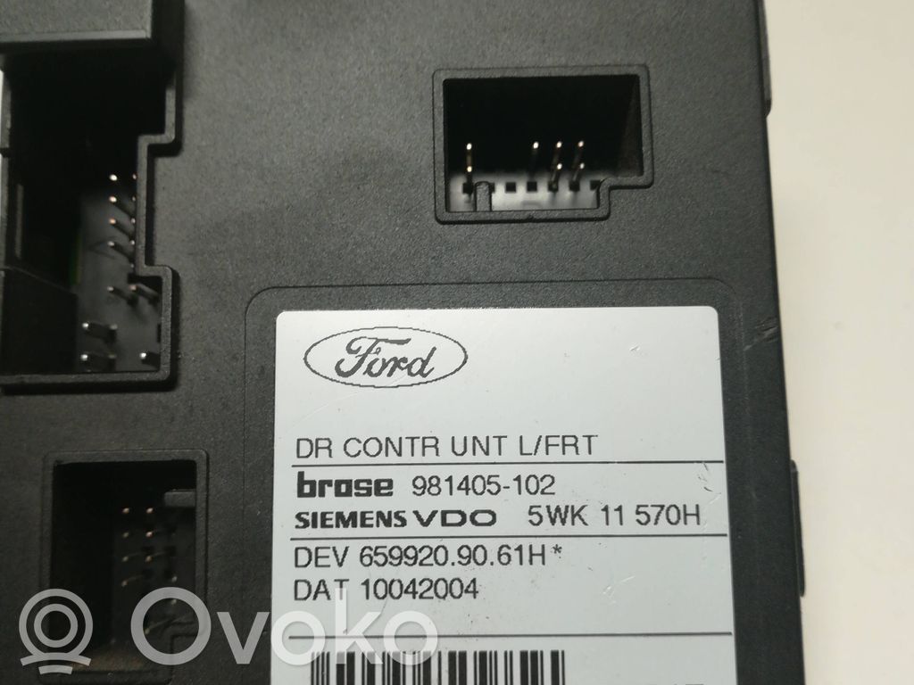 Ford Focus C-MAX Front door window regulator motor 