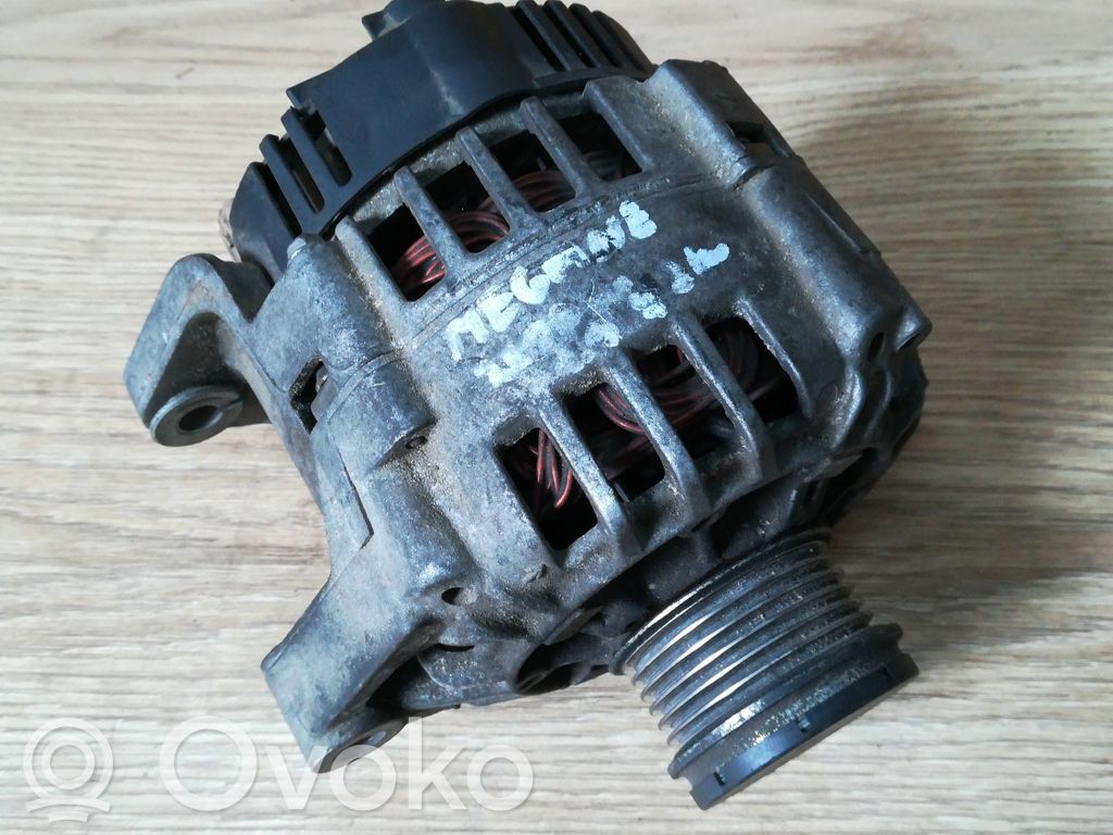 Renault Megane I Генератор 