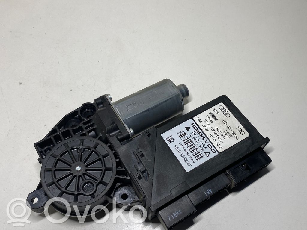 Audi A4 S4 B6 8E 8H Silnik regulatora szyby drzwi przednich 