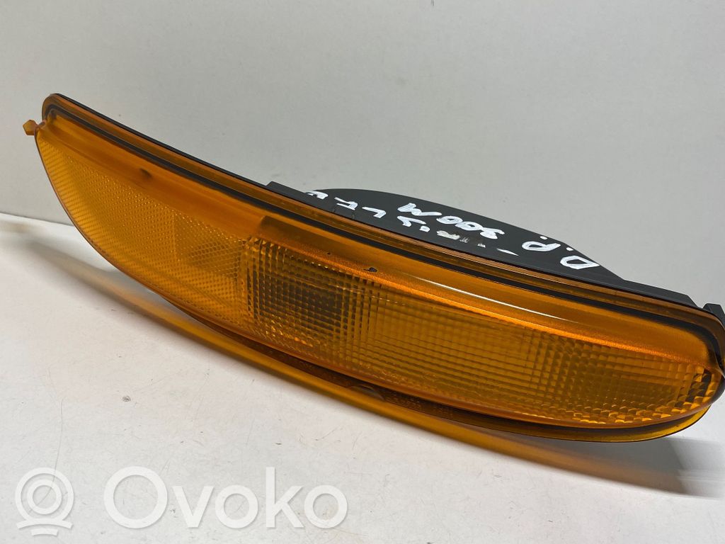 Chrysler 300M Front indicator light 