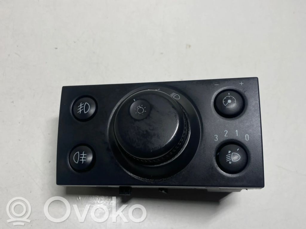 Opel Vectra C Przełącznik świateł 