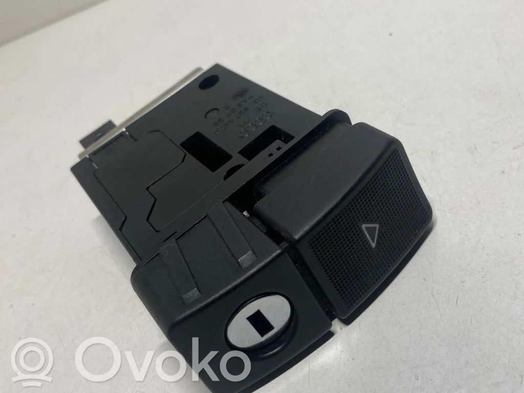 Audi A8 S8 D2 4D Glove box handle 