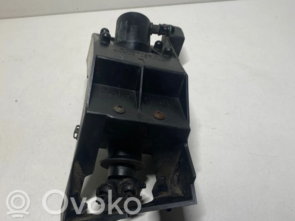 Dysza spryskiwacza lampy przedniej   BP4K5182Y,P3830