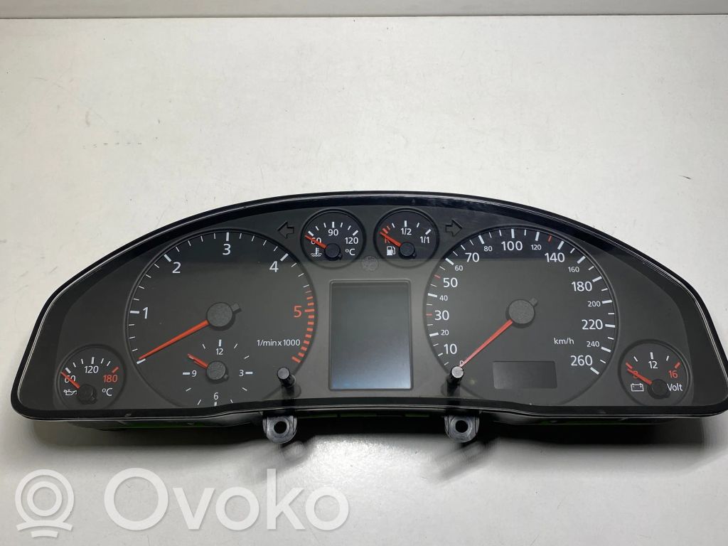 Audi A6 S6 C5 4B Speedometer (instrument cluster) 