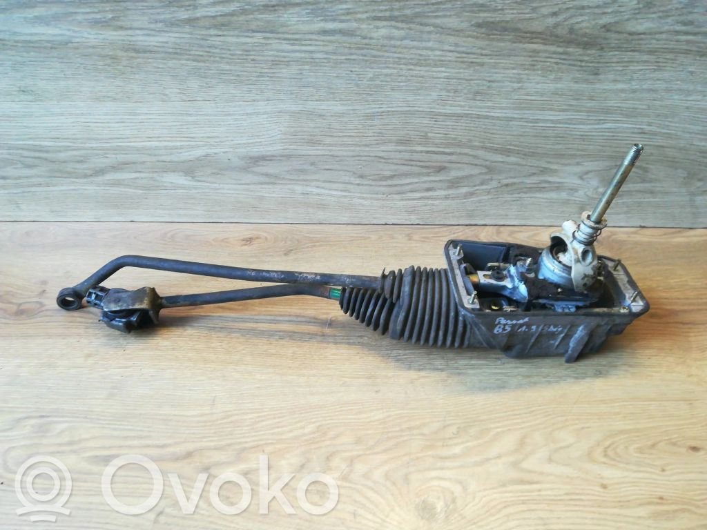 Volkswagen PASSAT B5 Lewarek zmiany biegów / górny 
