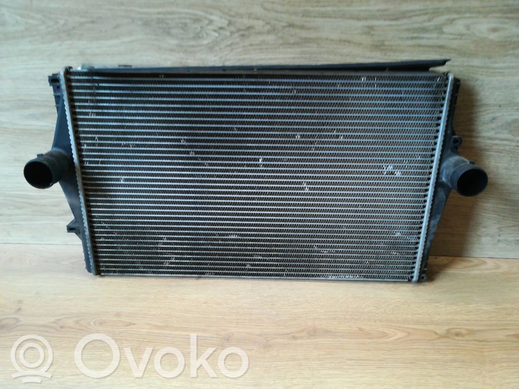 Interkūlerio radiatorius   8649471A,020527