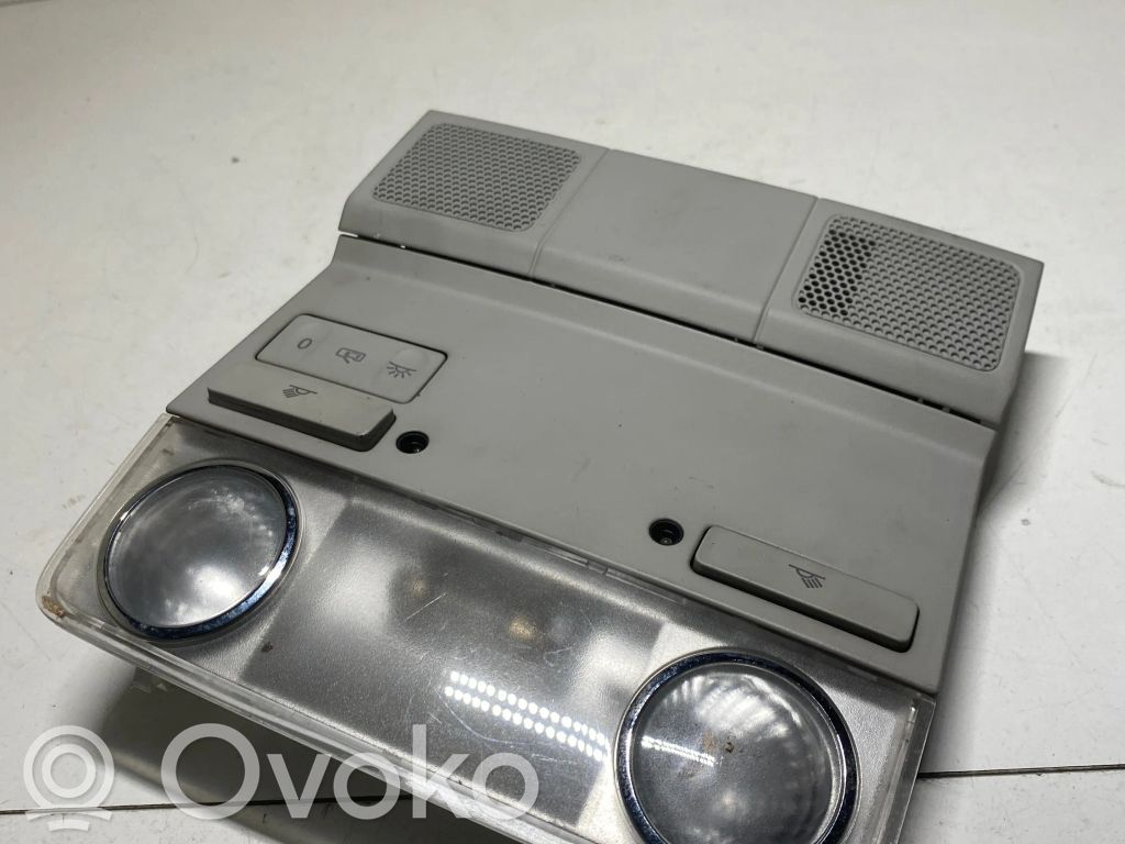 Volkswagen Golf V Éclairage lumière plafonnier avant 
