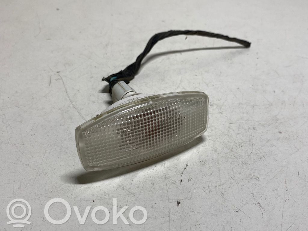 Chevrolet Lacetti Front fender indicator light 
