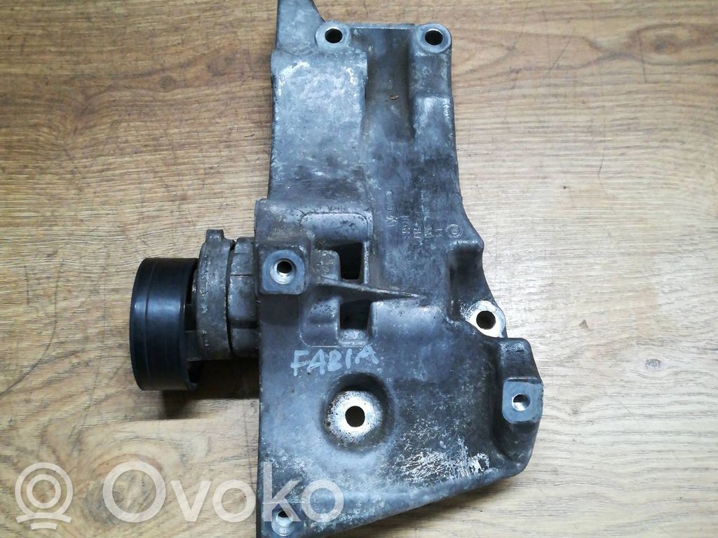 Skoda Fabia Mk1 (6Y) Generator/alternator bracket 