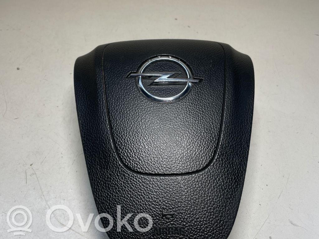 Opel Insignia A Vairo oro pagalvė 