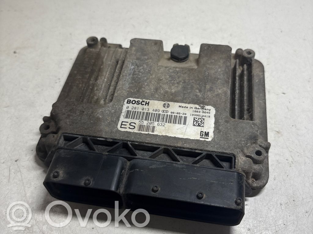 Opel Vectra C Engine control unit/module 