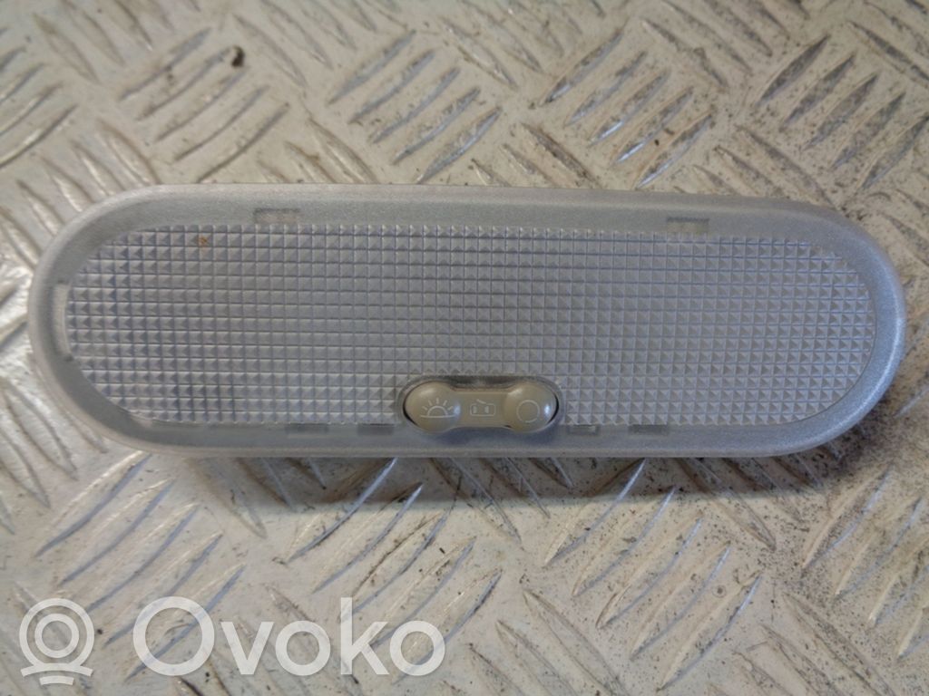 Nissan Note (E11) Luz del asiento delantero 