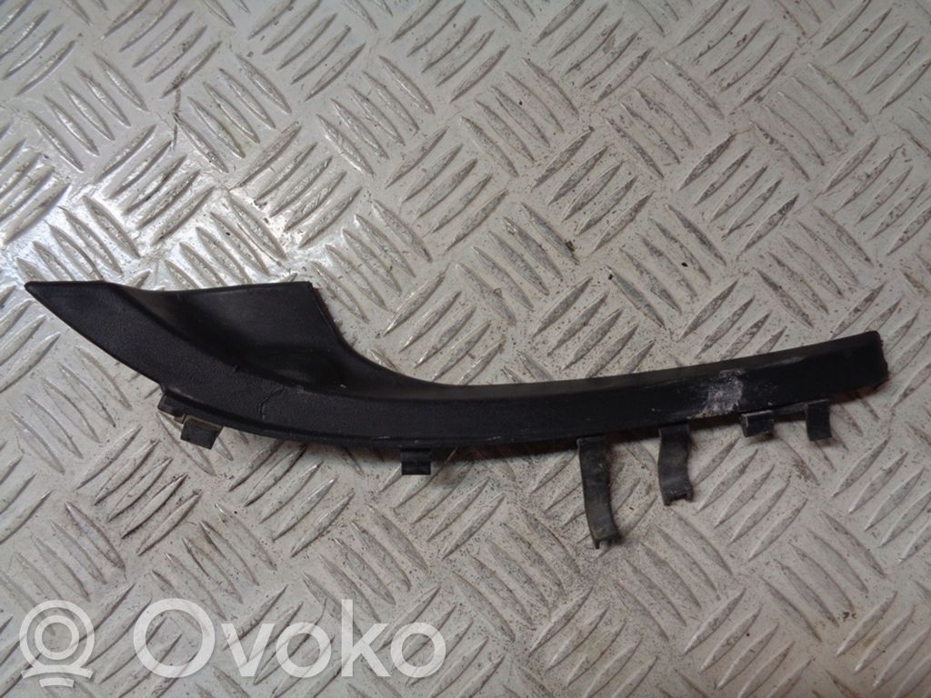 Nissan Note (E12) Windshield trim 