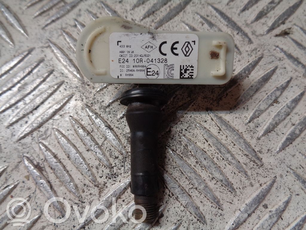 Renault Captur Tire pressure sensor 