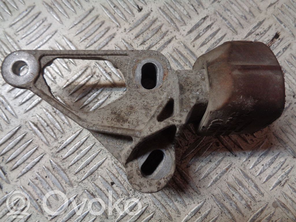 Audi A4 S4 B8 8K Engine mounting bracket 