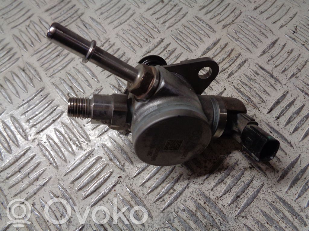 Opel Corsa E Fuel injection high pressure pump 