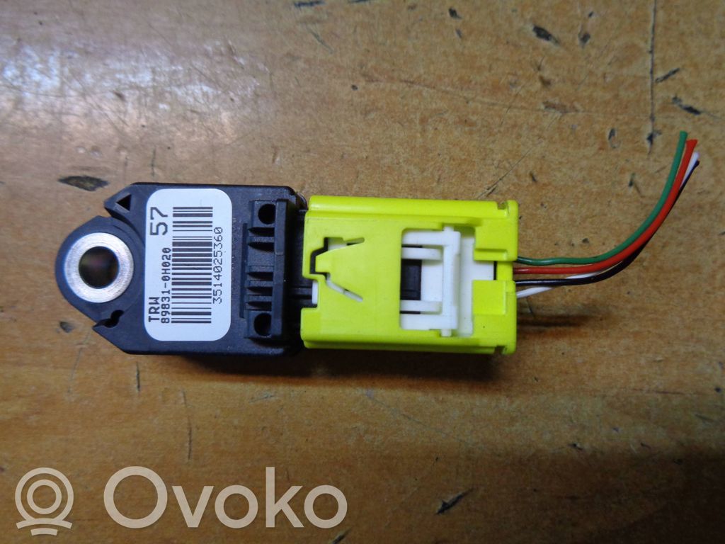 Toyota Aygo AB40 Sensor impacto/accidente para activar Airbag 