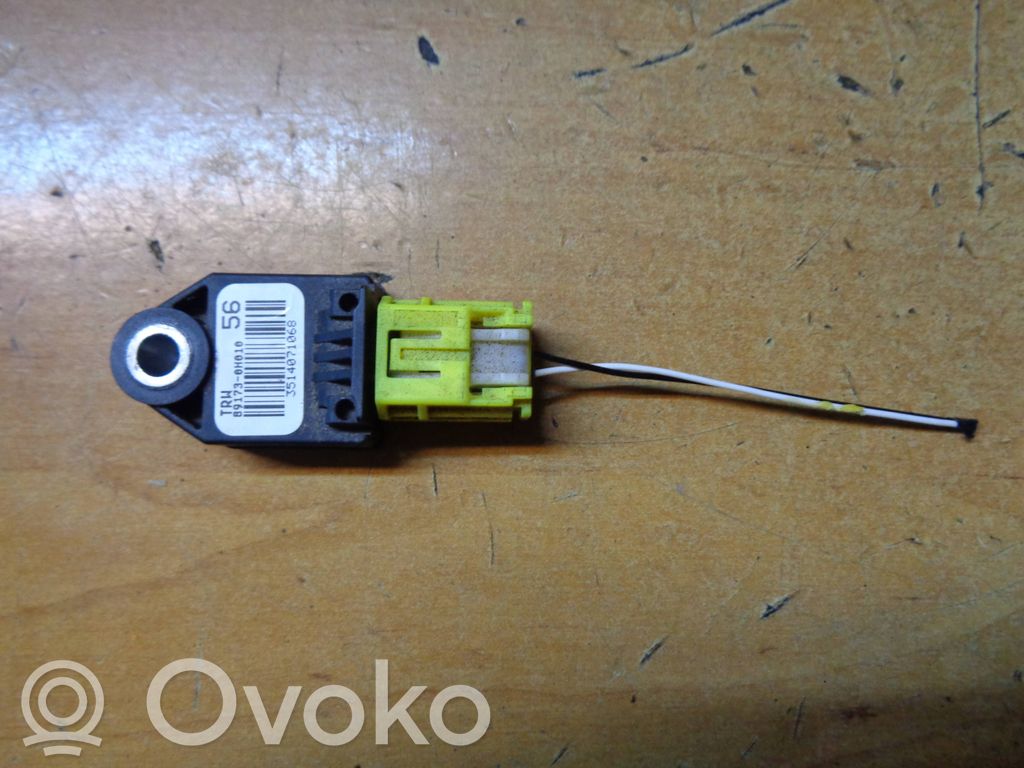 Toyota Aygo AB40 Airbagsensor Crashsensor Drucksensor 