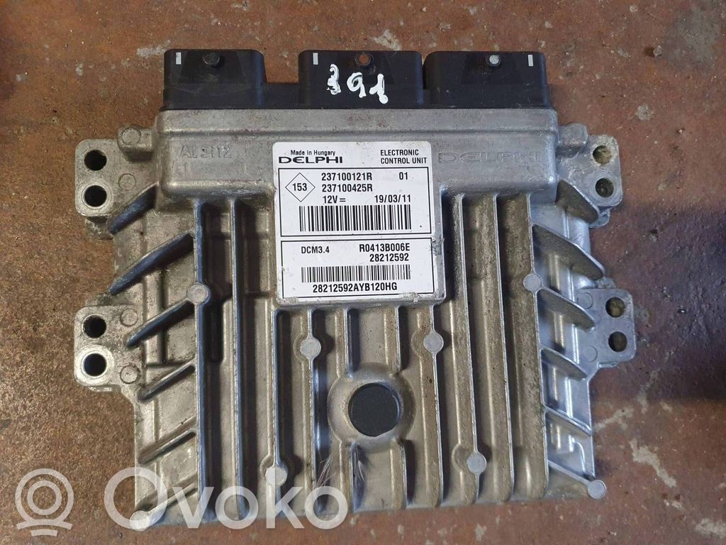 Renault Megane II Engine control unit/module 