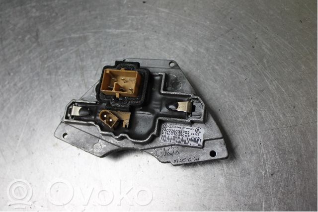 Volkswagen PASSAT B5.5 Motor aerotermă/rezistor ventilator 