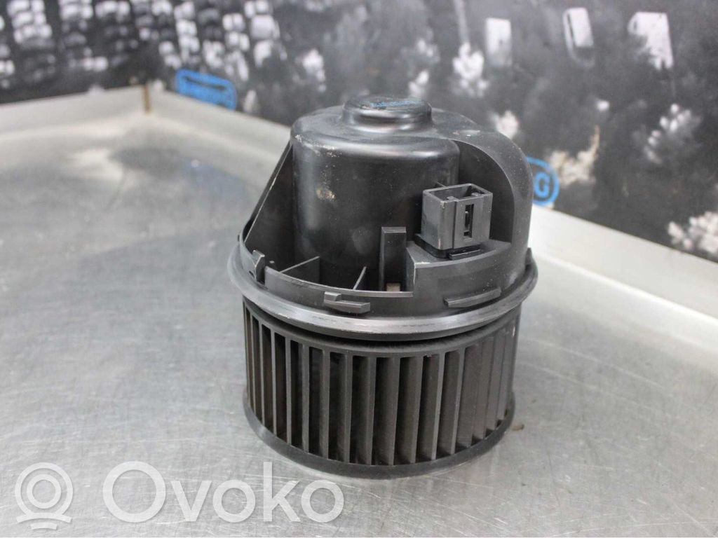Ford Focus Mazā radiatora ventilators 
