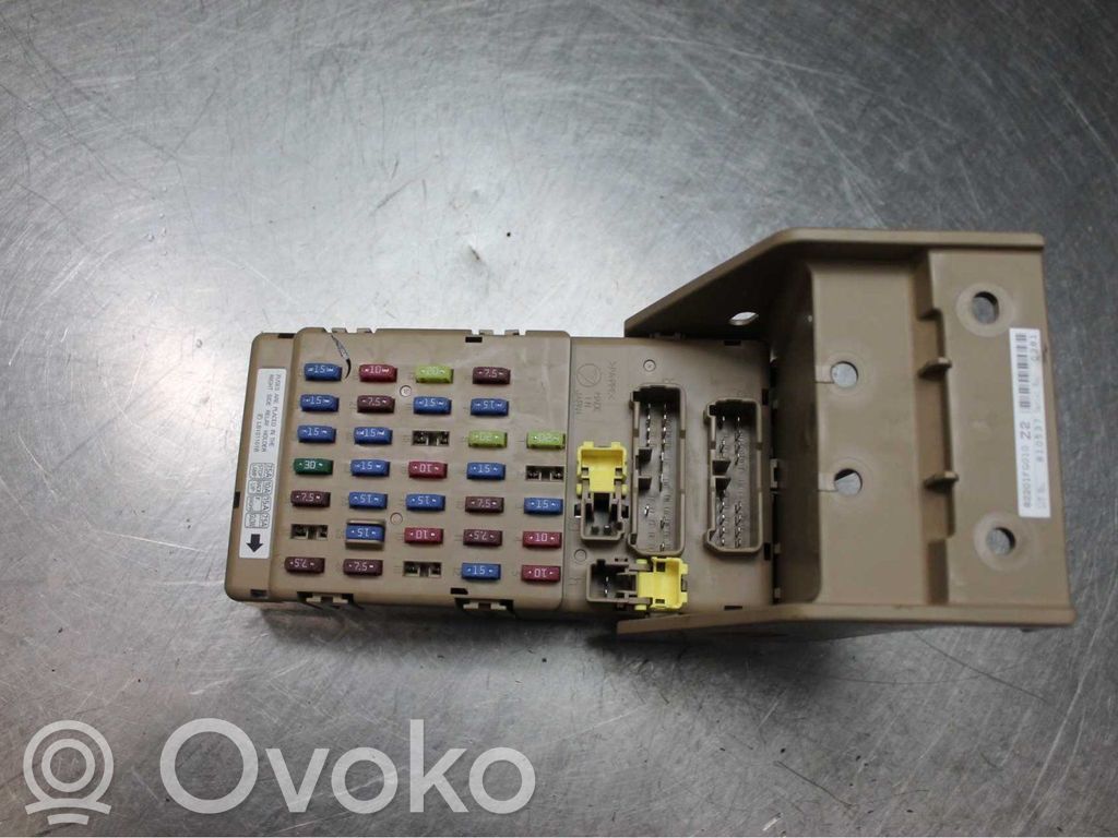 Subaru Impreza III Modul siguranțe 