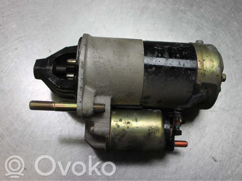 Hyundai Trajet Motor de arranque 