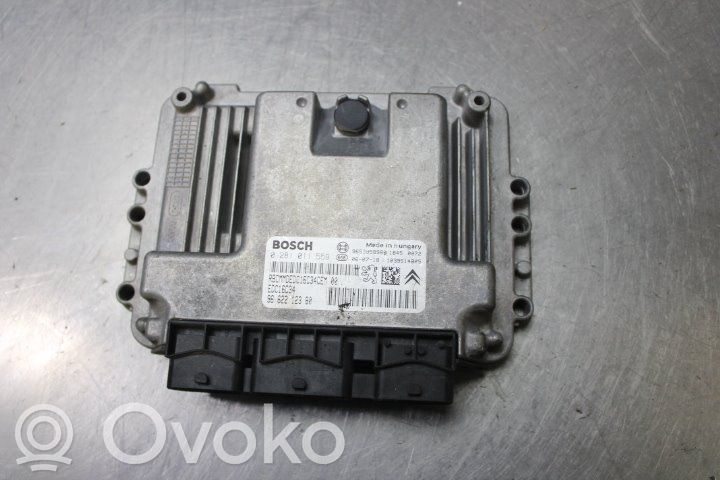 Unité de commande / module d'injection   9662212380,0281011559