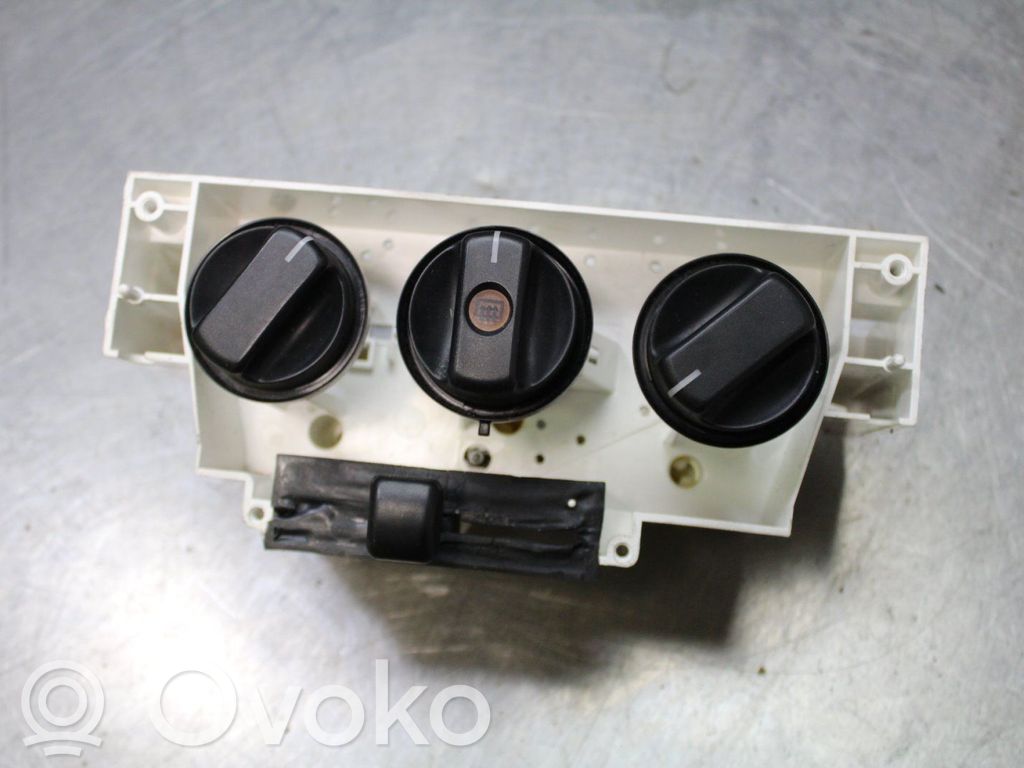 Opel Agila A Climate control unit 