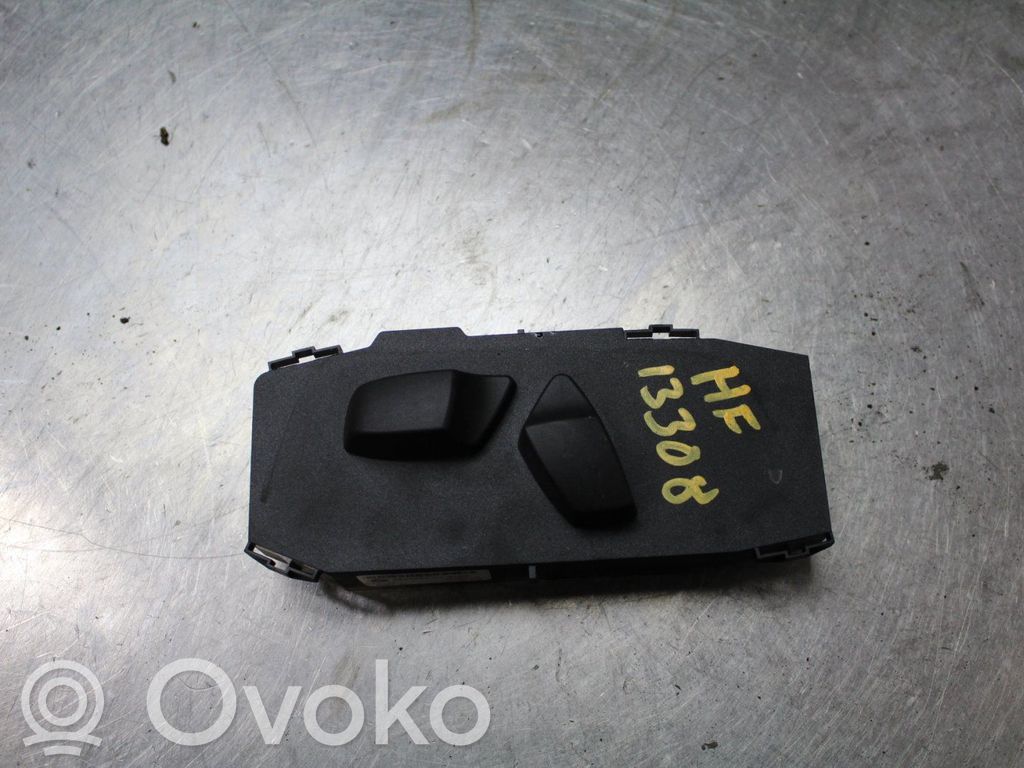 Seat control switch   693698403,53362101