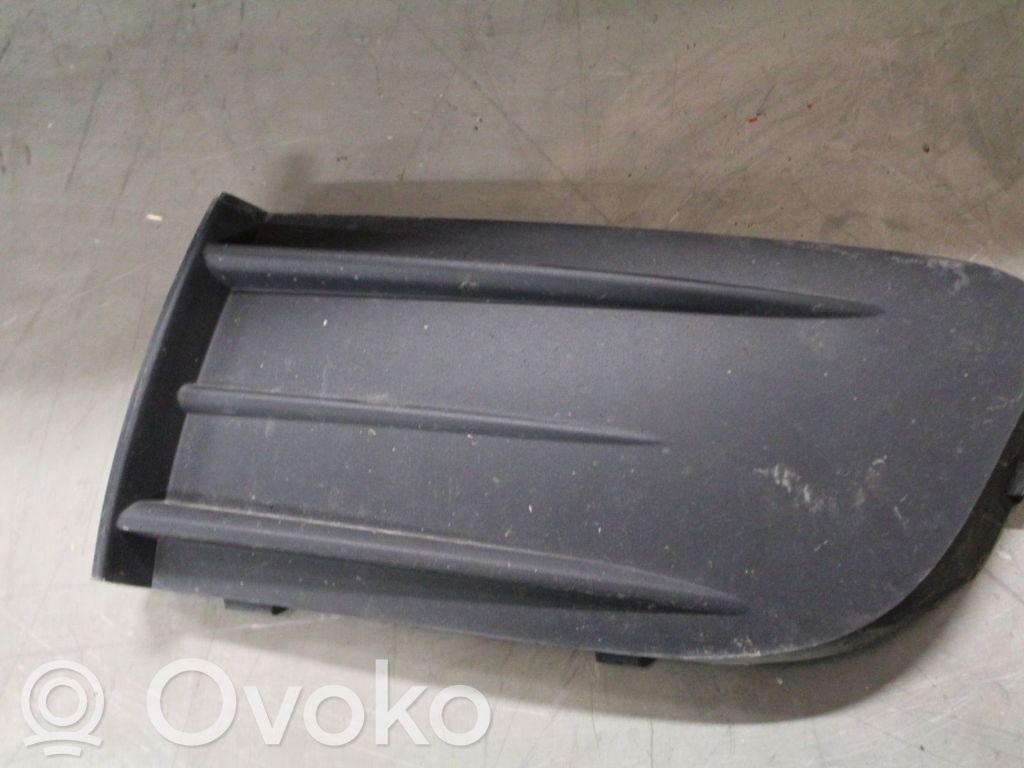 Skoda Octavia Mk2 (1Z) Rivestimento del pannello parte angolare del paraurti anteriore 