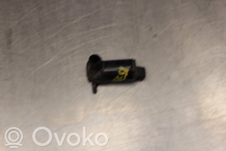 Windscreen/windshield washer pump