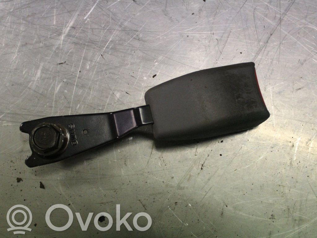 Hebilla del cinturón delantero