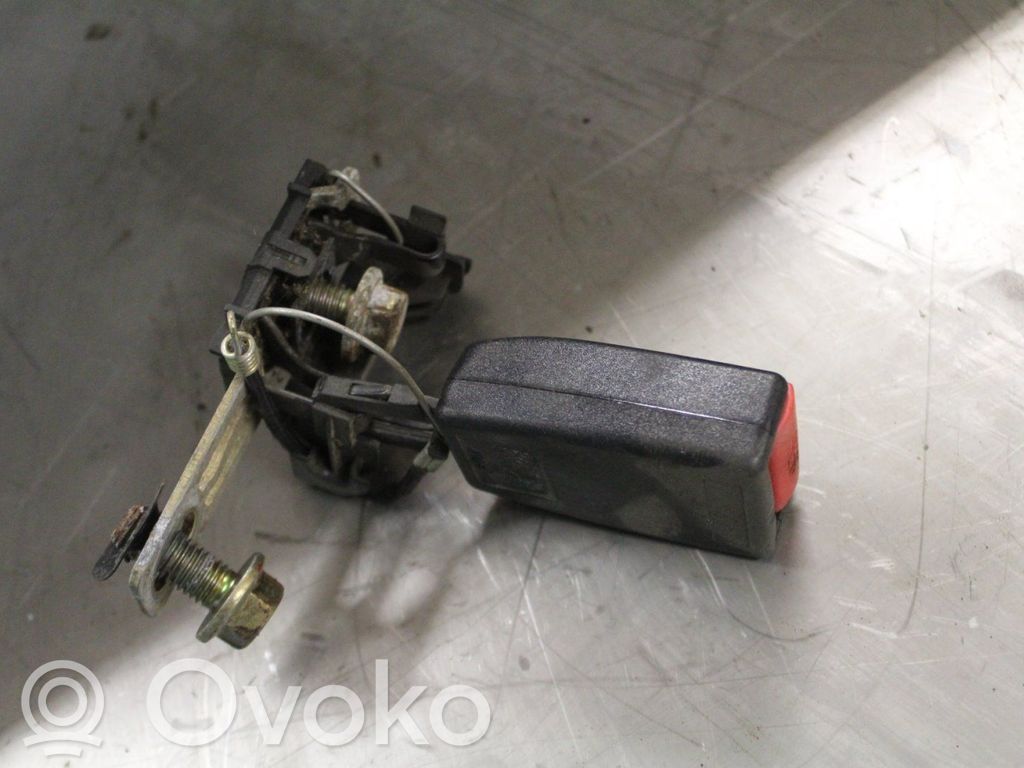 Volvo 850 Klamra przedniego pasa bezpieczeństwa 