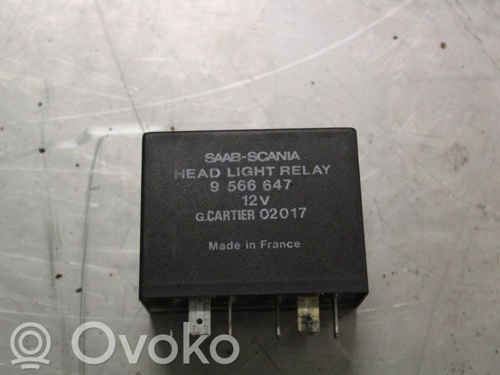 Saab 9000 CS Releu far 