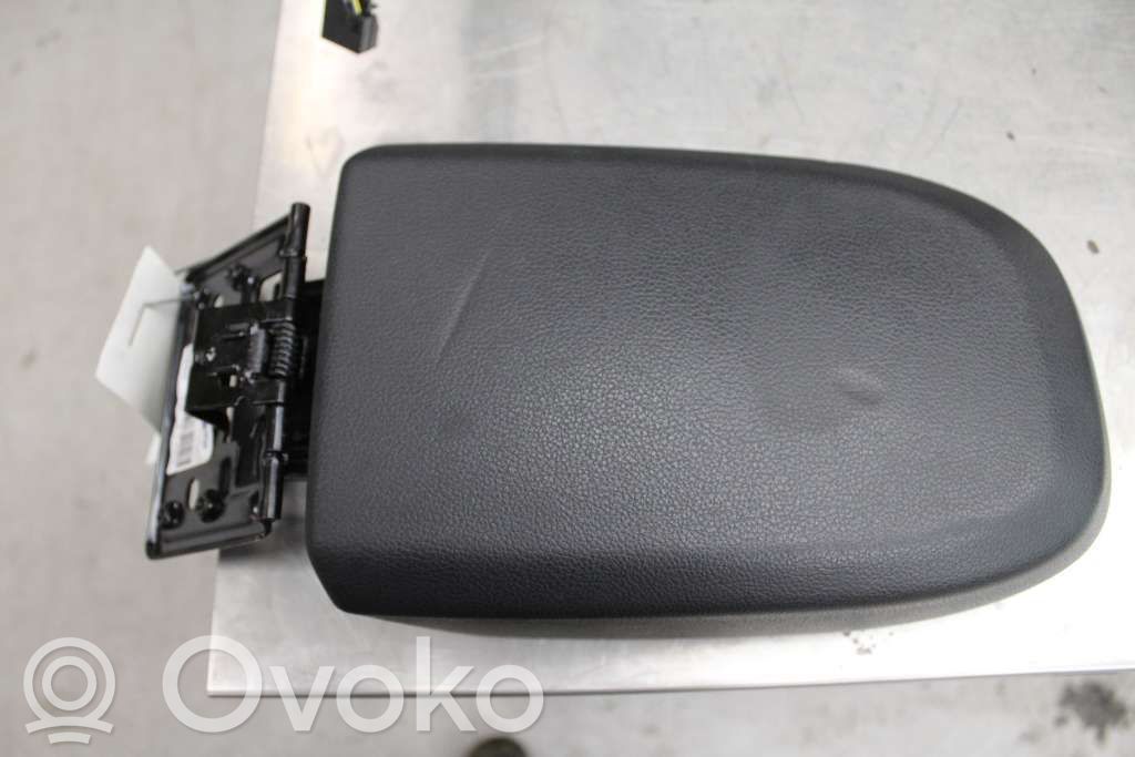 Ford Focus Armrest 